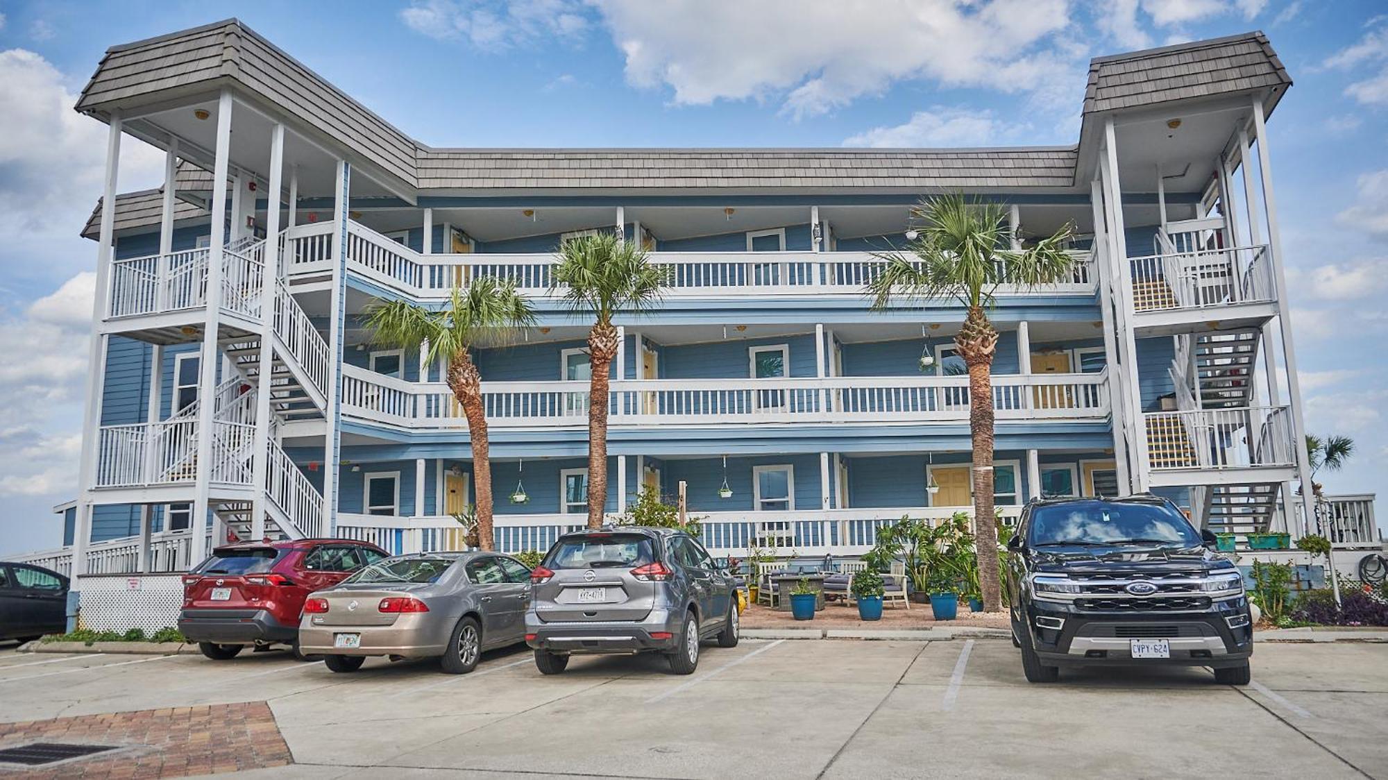 Отель The Saint Augustine Beach House Экстерьер фото