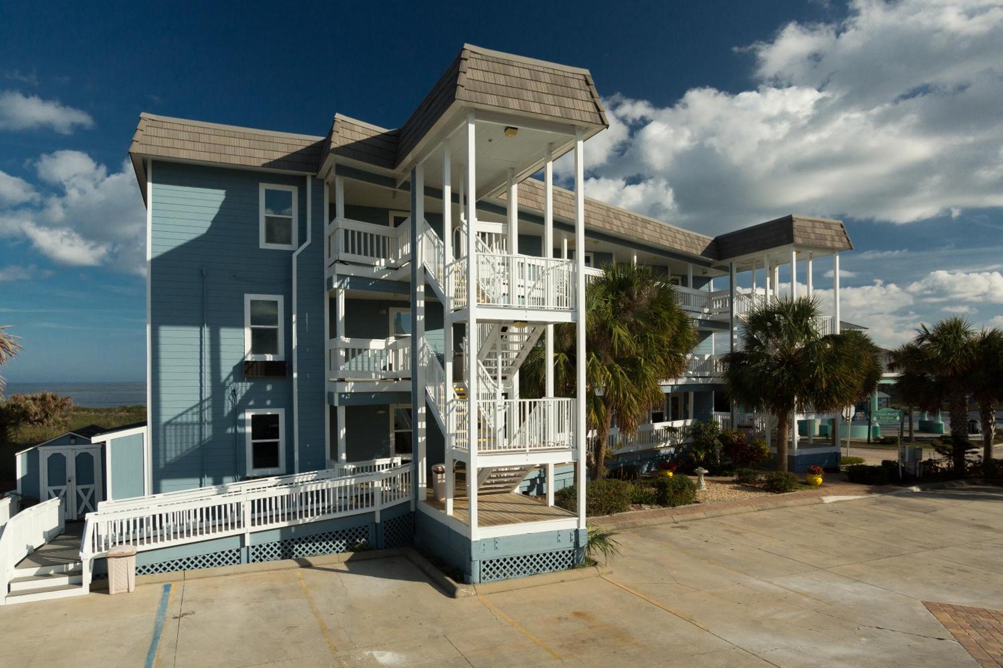 Отель The Saint Augustine Beach House Экстерьер фото