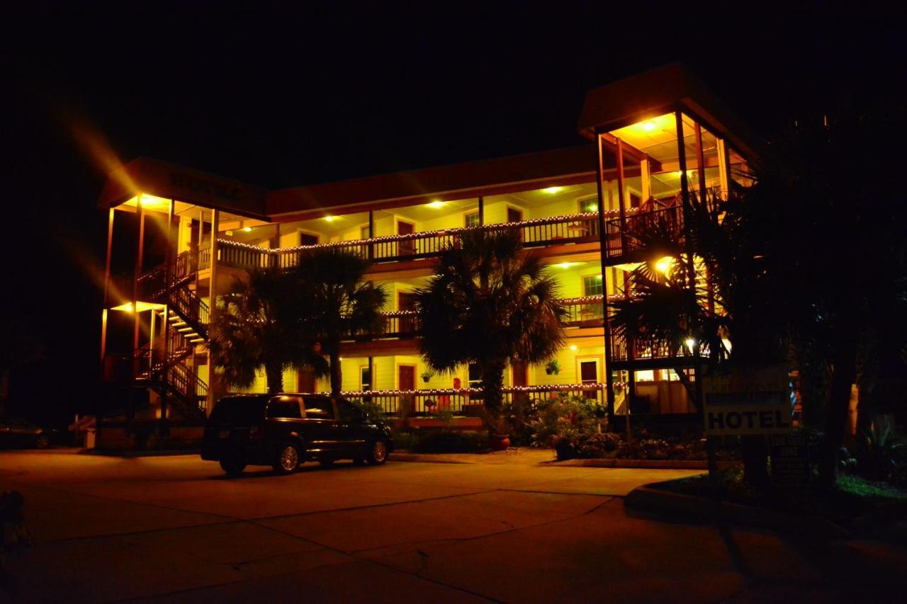 Отель The Saint Augustine Beach House Экстерьер фото